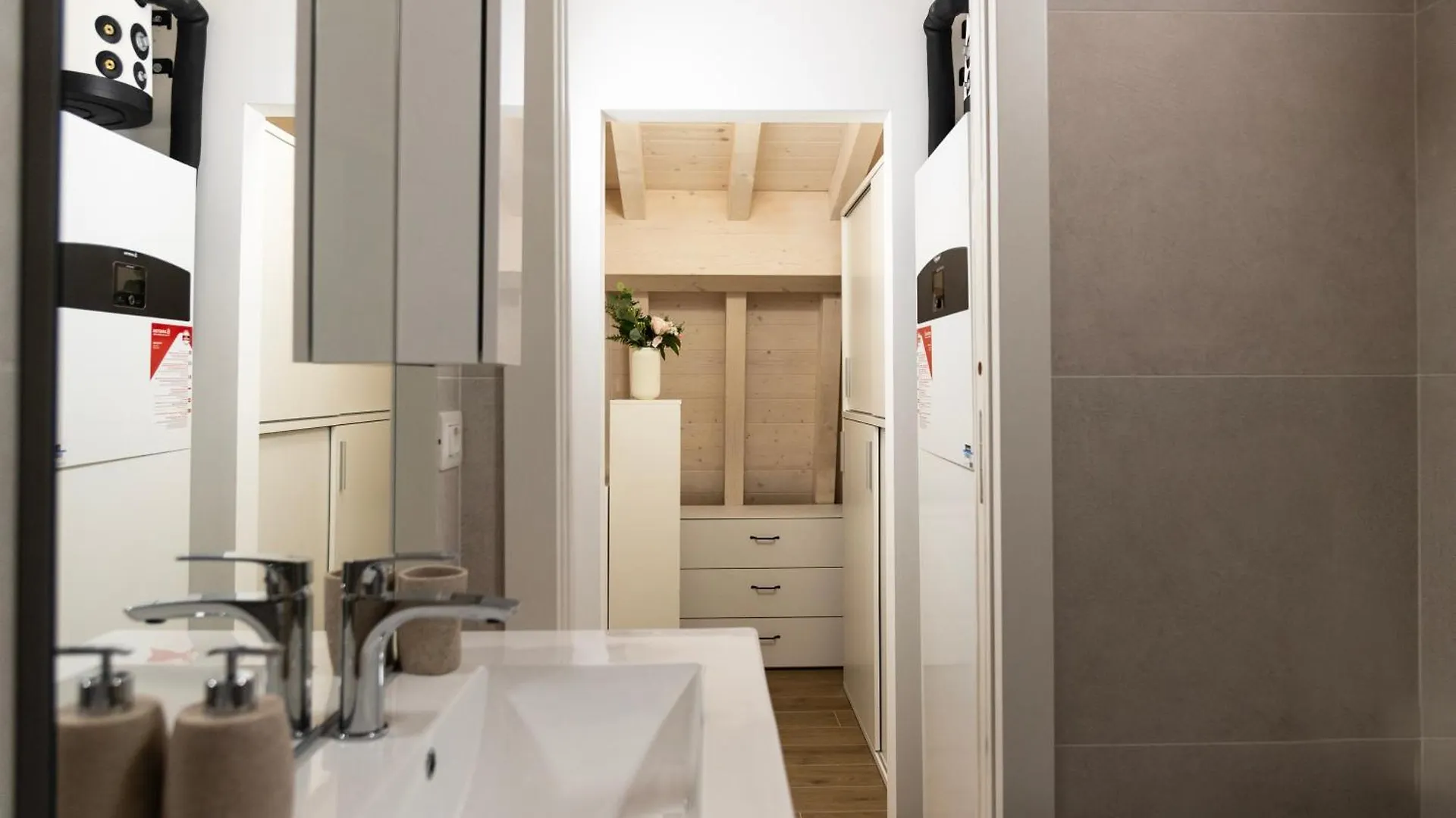 Apartment Suite Guinizzelli 4 Milan Italy